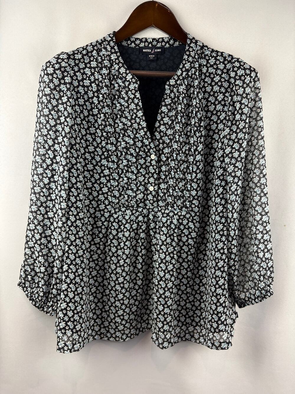 Women’s Nautica Jeans Medium Navy Blouse w/ Florals
